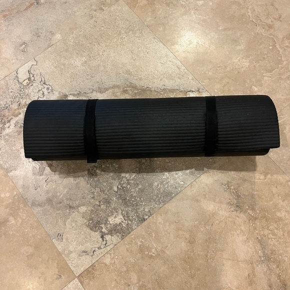 Valeo Yoga Mat 1/2-Inch Extra Thick Exercise Yoga Mat - Picture 7 of 10